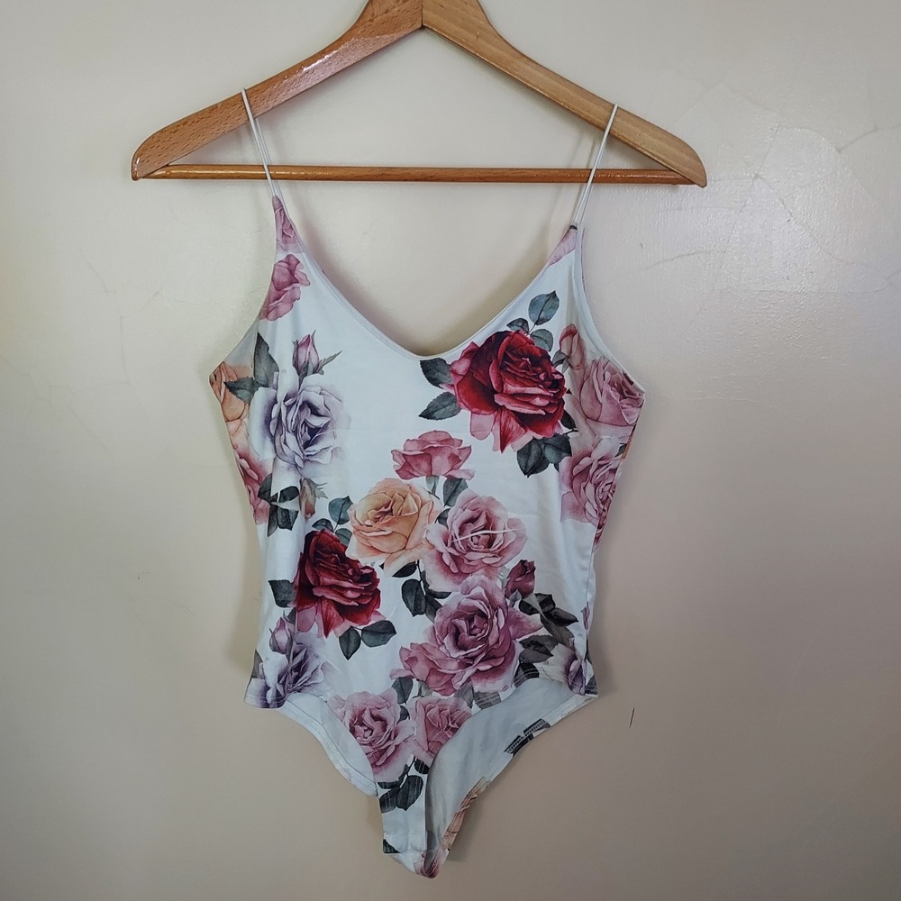 Floral Rose Print Spaghetti Strap Bodysuit White Pink Red Coquette Romantic S